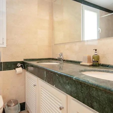 Apartment Beautiful In Marbella-cabopino With 2 Bedrooms, Wifi And Outdoor Swimming Pool