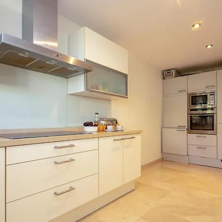 Apartment Beautiful In Marbella-cabopino With 2 Bedrooms, Wifi And Outdoor Swimming Pool *
